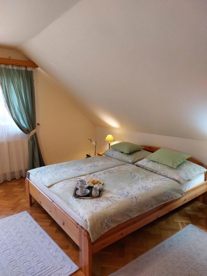 Toelgyes Apartment Hajduszoboszlo Luaran gambar